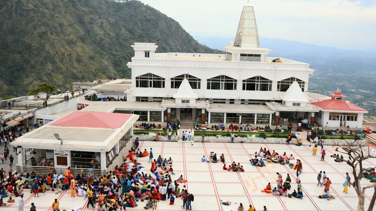 Ardhakuwari, Vaishno Devi