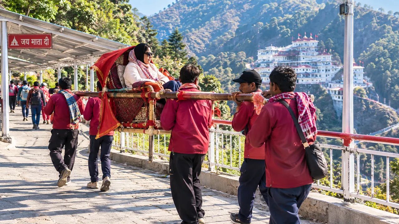 Palki service at Vaishno Devi