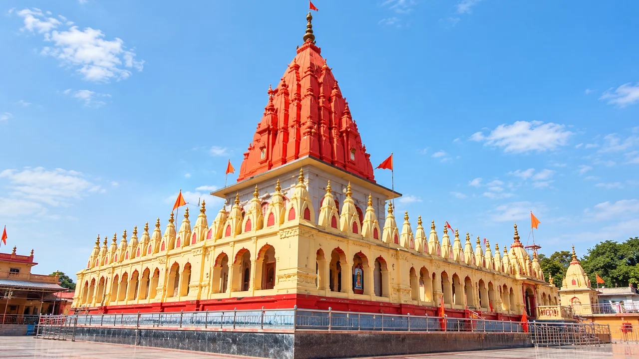 Sacred temples to visit during an Ayodhya pilgrimage