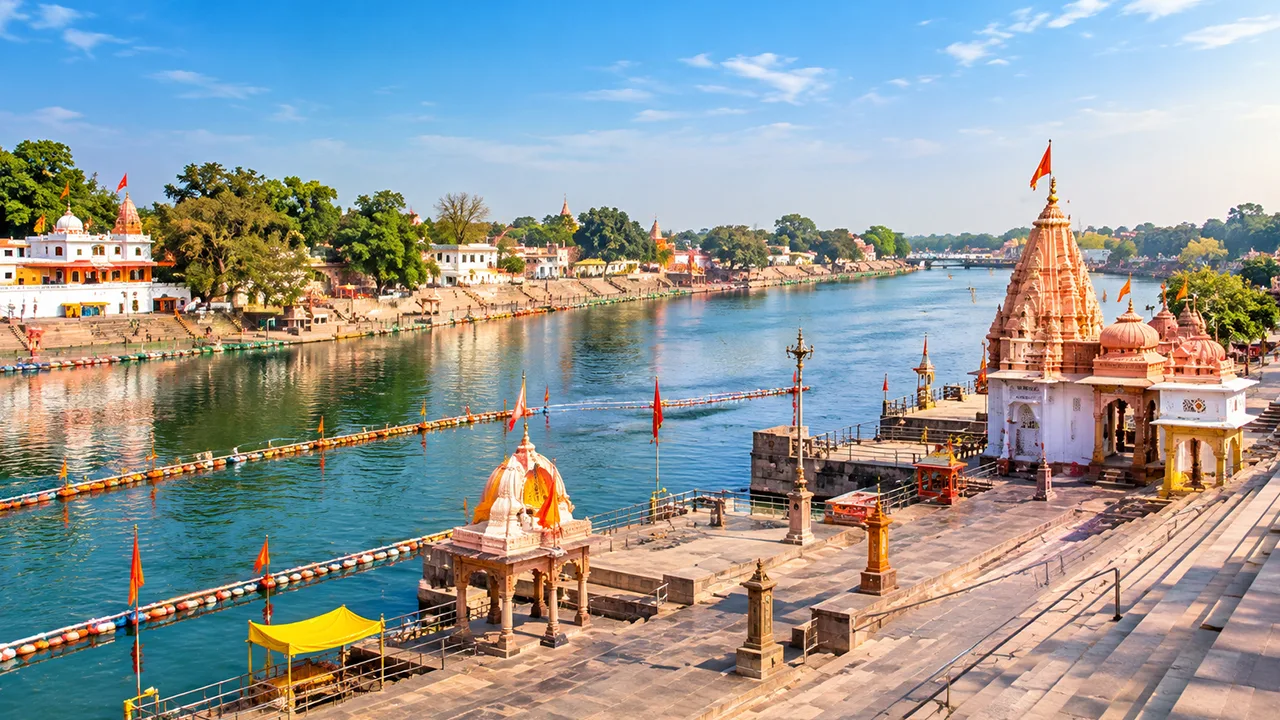 Shipra River ghats in Ujjain near Mahakaleshwar Temple