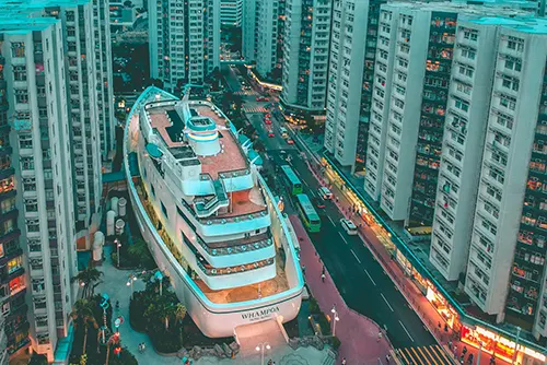 Hong Kong skyline with Victoria Harbour and modern attractions