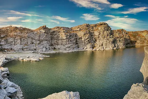 Jharkhand tourism highlighting waterfalls, temples and tribal heritage