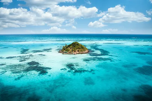 Colombia tourism with colonial towns, coffee culture and Caribbean beaches