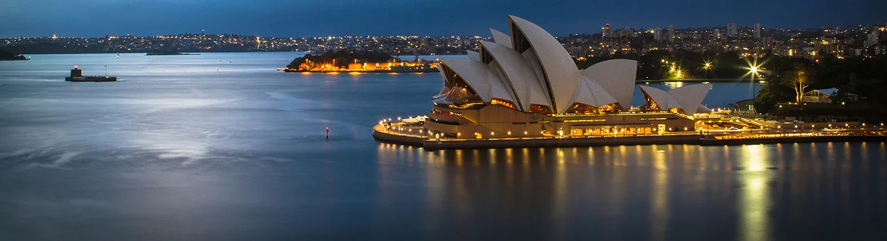 Oceania tour packages featuring Australia, New Zealand, beaches, and adventure holidays
