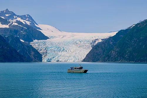 Glacier Bay National Park tourism with glaciers, fjords, and Alaska’s natural wonders