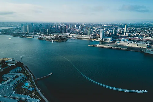 San Diego tourism featuring beaches, zoos, museums, and coastal charm
