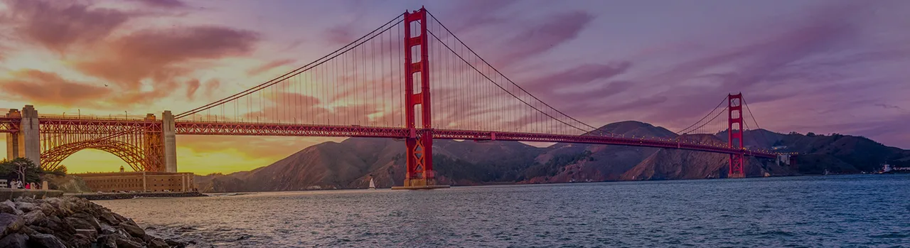 USA tour packages with holidays featuring famous cities, nature, and adventure trips