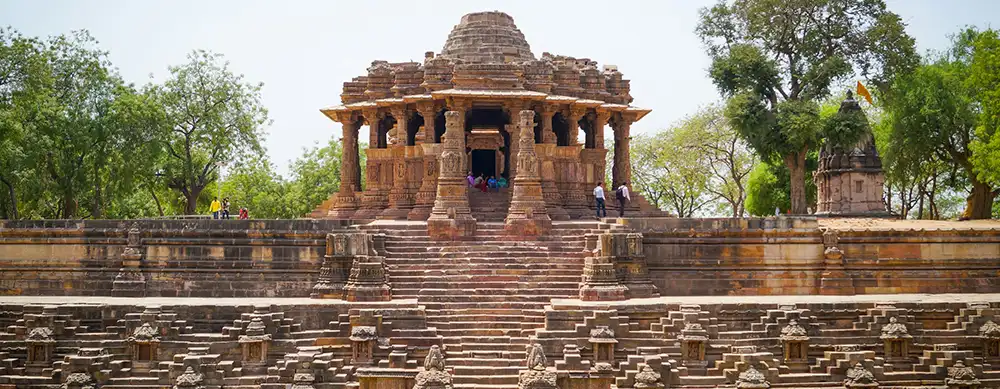 <?php echo 2N/3D Gujarat Heritage Tour Package with Modhera and Rani Ki Vav ?>