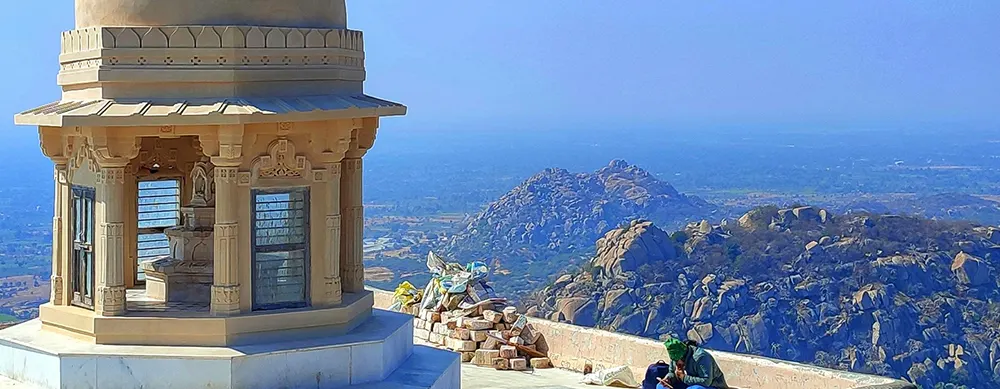 <?php echo Family Gujarat Vacation With Complete Travel Planning and Comfortable Stay ?>