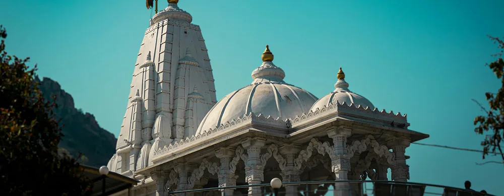 <?php echo Complete Gujarat Holiday With Hotels Transport and Private Travel Arrangements ?>