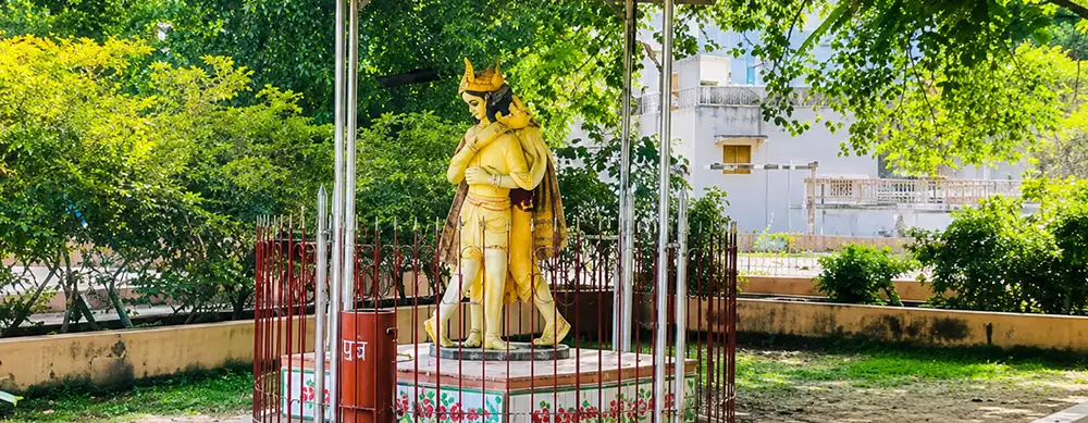 <?php echo 3N/4D South Gujarat Heritage and Statue of Unity Tour Package ?>