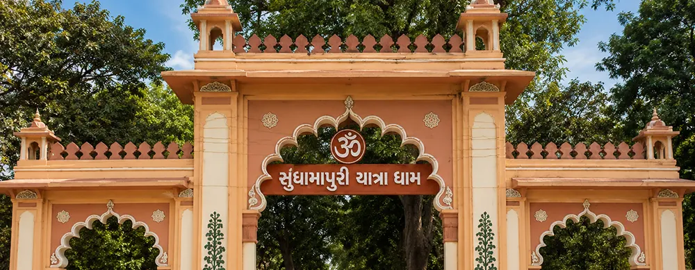 <?php echo 3N/4D Surat Statue of Unity Champaner Tour Package ?>