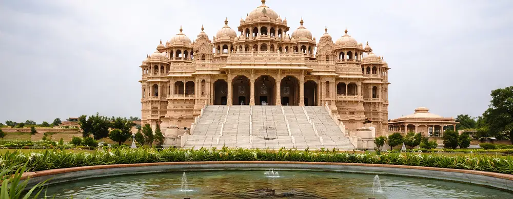 <?php echo Gujarat Holiday Package With Hotels, Sightseeing and Personalized Travel Planning ?>