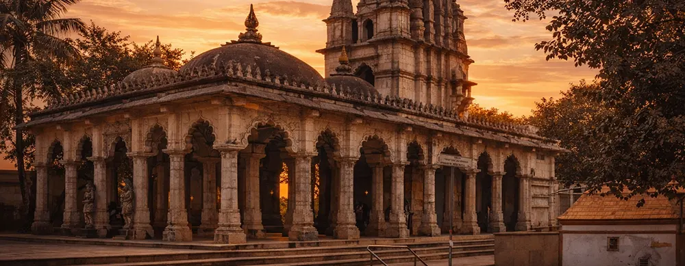 <?php echo Senior Friendly Gujarat Tour With Comfortable Travel and Easy Sightseeing ?>