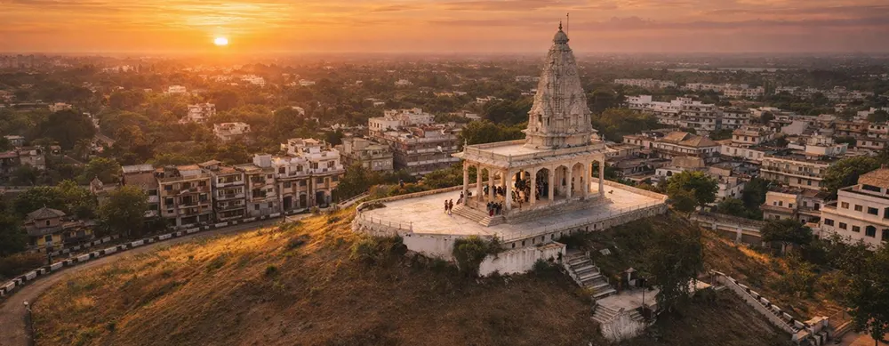 <?php echo Gujarat Tour for Parents With Private Vehicle and Comfortable Planning ?>