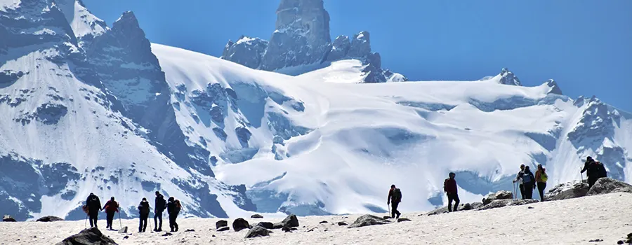 <?php echo Kullu River Valley Tour With Nature And Riverside Views ?>