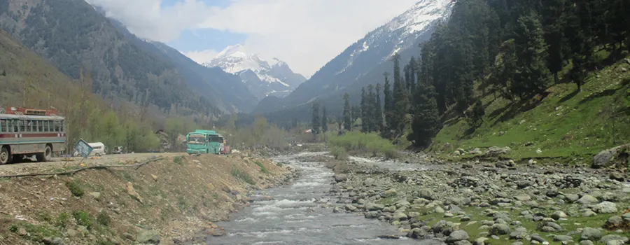 <?php echo Best Kashmir Scenic Vacation Package ?>