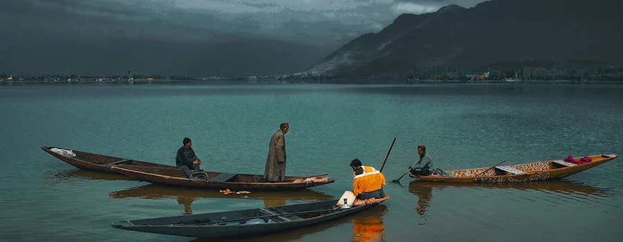 <?php echo Best Kashmir Landscape Holiday ?>