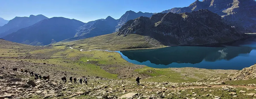 <?php echo Best Kashmir Countryside Holiday Package ?>