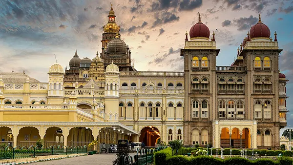 <?php echo second innings senior-friendly holidays Mysore ?>