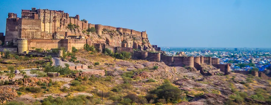 <?php echo Udaipur Lake City Tour Package ?>