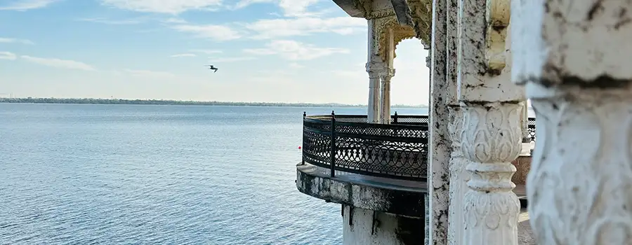 <?php echo Mount Abu Honeymoon Package ?>