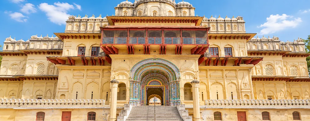 <?php echo Ram Janmabhoomi Mandir Darshan Tour Package ?>