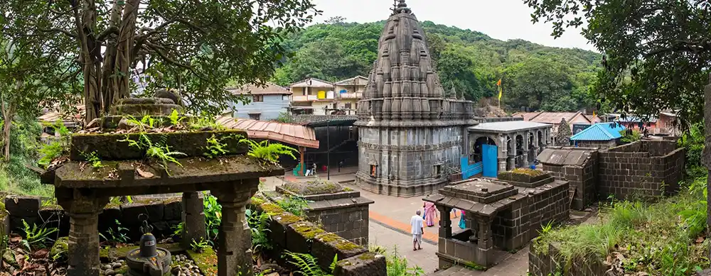 <?php echo Plan a Bhimashankar Darshan trip for the whole family ?>