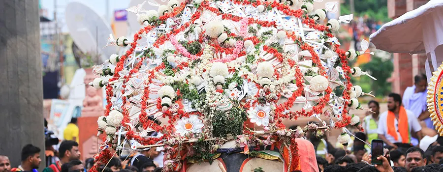 <?php echo Senior citizen Jagannath Puri temple tour with accommodation from Khagaria ?>