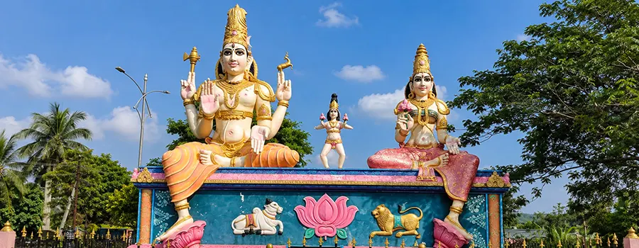 <?php echo Mallikarjuna Jyotirlinga Group Tour Package ?>