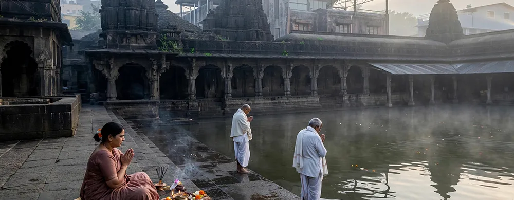 <?php echo Family Trimbakeshwar pilgrimage with Pooja and Darshan arrangements ?>