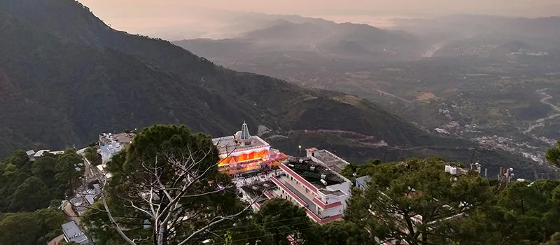 <?php echo Luxury Vaishno Devi Pilgrimage with Stay at Ganpati Hotel katra ?>