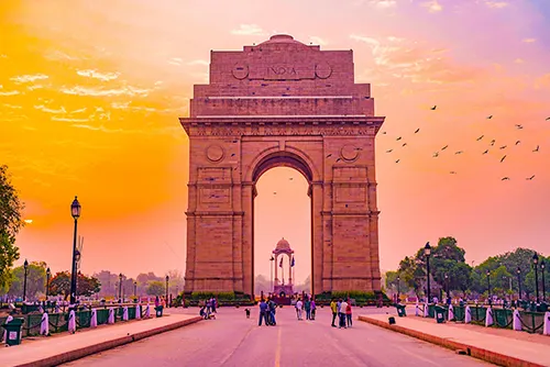 Delhi historical monuments bustling markets cultural heritage sites urban tourism travel