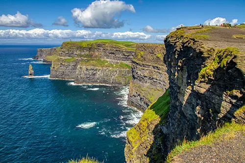 Ireland cliffs castles green landscapes tourism travel destination