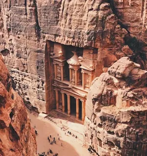 Jordan Tour Packages – Explore Petra, Wadi Rum, and Timeless Desert Landscapes
