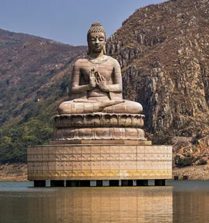 Visit sacred Buddhist sites and historical landmarks in Bihar