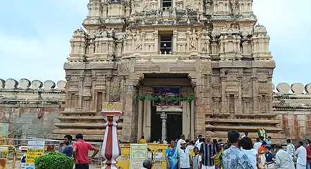 Srirangapatna historical tourism highlighting Tipu Sultan sites, temples, and heritage travel