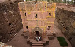 Ethiopia Rift Valley cultural tour exploring Arba Minch, Konso, and traditional heritage