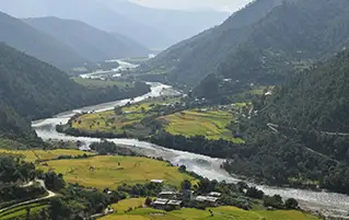Bhutan travel tour covering Thimphu Punakha and Paro journey through scenic valleys