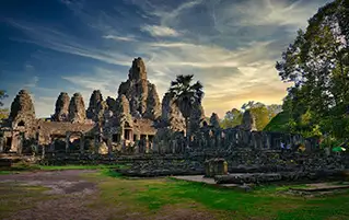 Cambodia holiday packages covering Phnom Penh and Siem Reap cultural travel highlights