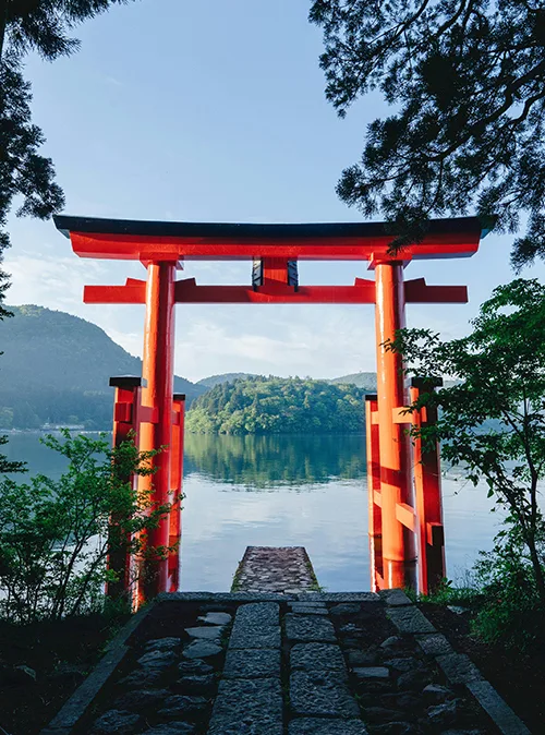 Spiritual tour visiting Japan’s sacred shrines, temples, and peaceful retreats