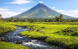 Philippines holiday exploring Mayon Volcano, coastal landscapes, and marine encounters