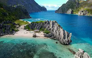 Philippines trip showcasing crystal lagoons, island hopping, and tropical seascapes