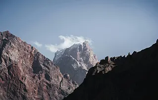 Tajikistan holiday tour featuring Fann Mountains, Silk Road heritage, and scenic cultural travel experiences.