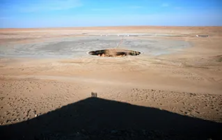 Grand Turkmenistan travel package exploring desert landscapes, Caspian coast, and remarkable heritage attractions on holiday.