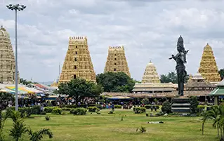 Andhra Pradesh holiday tour featuring Godavari region temples and cultural travel experiences