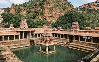 Andhra Pradesh tour packages covering Srisailam Ahobilam temples and spiritual travel circuit