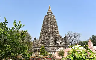 Sacred Bihar tour package featuring Mahabodhi Temple offering spiritual travel and peaceful journey