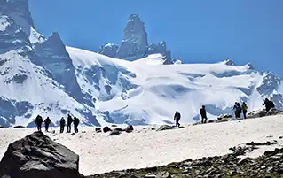 Himachal travel to Manali, Solang Valley and Kasol with mountain adventure holiday