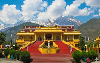 Himachal tour covering Mcleodganj Dharamshala monasteries and Bir Billing paragliding destination